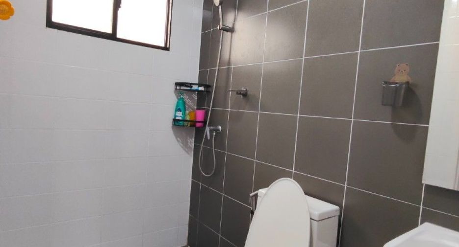 For sale 3 bedrooms townhouse in Bang Phli, Samut Prakan