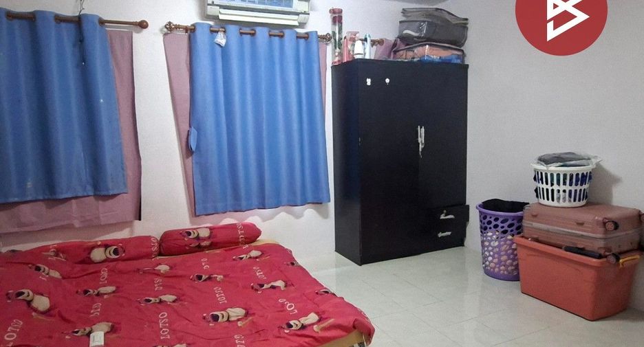 For sale 2 bedrooms townhouse in Mueang Chon Buri, Chonburi