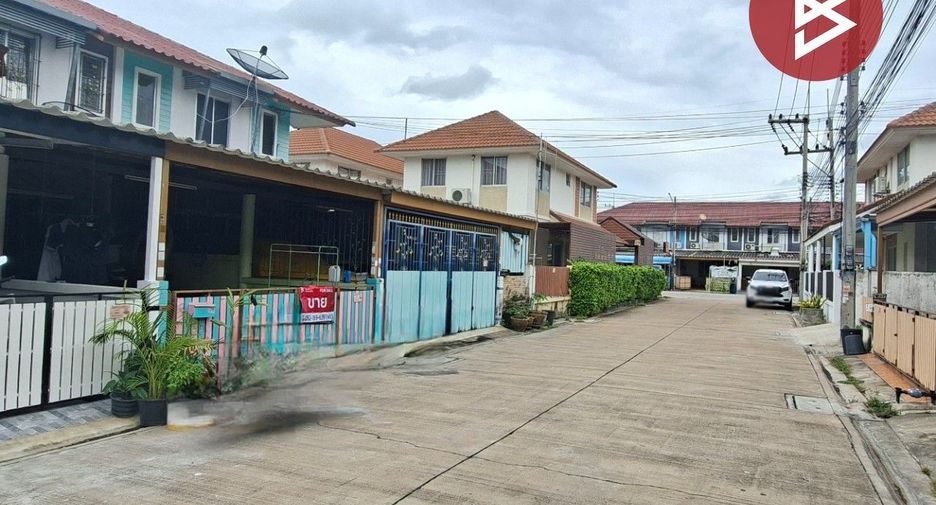 For sale 2 bedrooms townhouse in Mueang Chon Buri, Chonburi