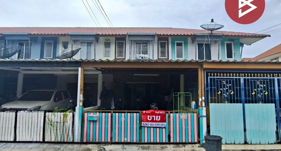 For sale 2 bedrooms townhouse in Mueang Chon Buri, Chonburi