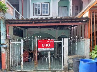 Casa adosada en venta de 2 habitaciones en Mueang Samut Prakan, Samut Prakan