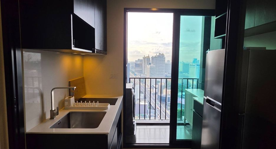 For rent 1 Beds condo in Huai Khwang, Bangkok