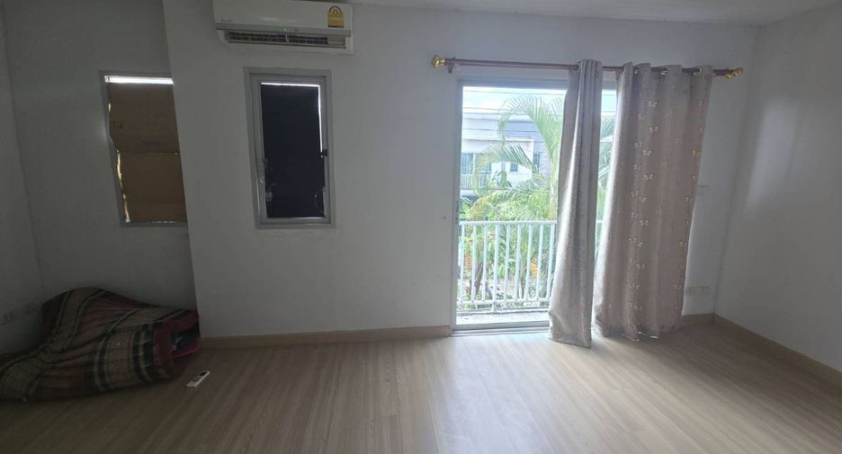 Haus zum Kauf mit 3 Zimmer in Bang Phli, Samut Prakan
