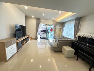 For sale 3 bedrooms house in Bang Lamung, Chonburi