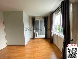 For rent 4 bedrooms townhouse in Khlong Sam Wa, Bangkok