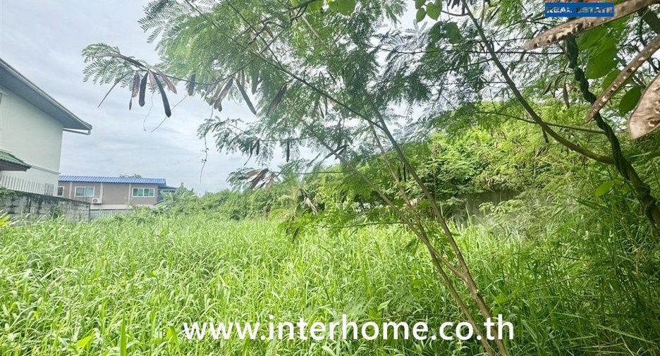 Terreno en venta en Phra Samut Chedi, Samut Prakan