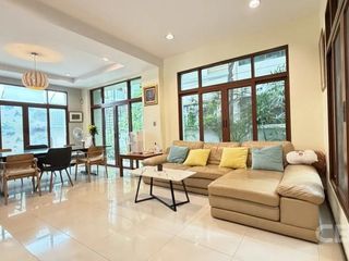 For sale 4 bedrooms house in Bang Kapi, Bangkok