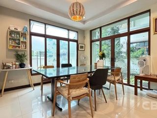 For sale 4 bedrooms house in Bang Kapi, Bangkok