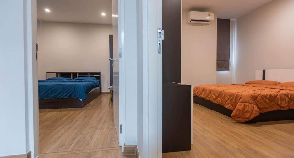 For rent 4 bedrooms house in Lat Phrao, Bangkok