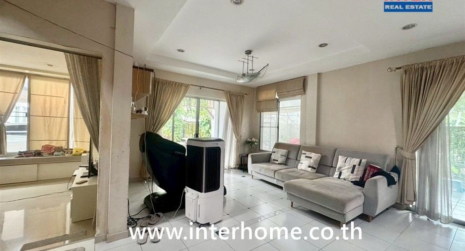 Haus zum Kauf mit 4 Zimmer in Bang Yai, Nonthaburi