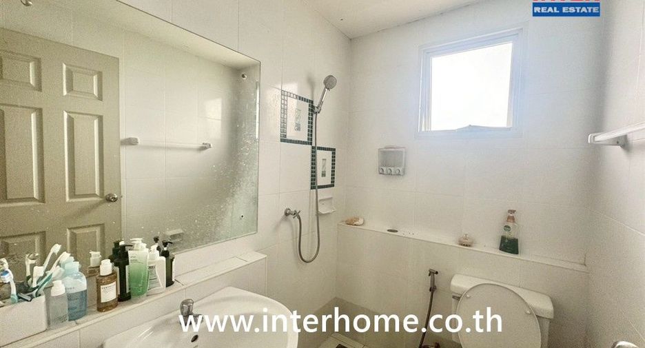 Haus zum Kauf mit 4 Zimmer in Bang Yai, Nonthaburi
