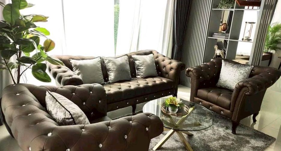 Haus zur Miete und zum Kauf mit 5 Zimmer in Lat Krabang, Bangkok