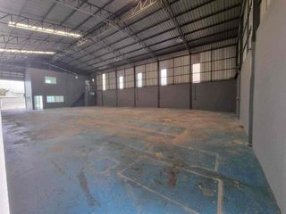 Gewerbefläche zur Miete mit 5 Zimmer in Lam Luk Ka, Pathum Thani