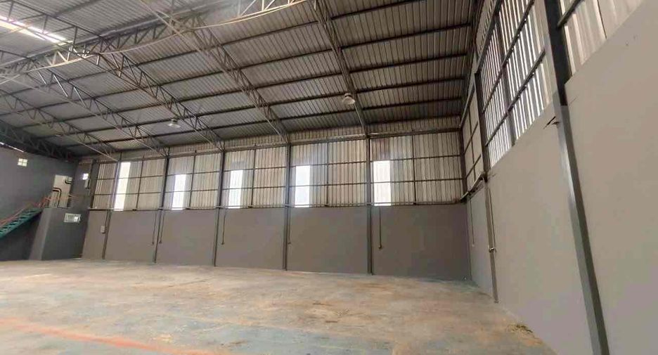 Gewerbefläche zur Miete mit 5 Zimmer in Lam Luk Ka, Pathum Thani