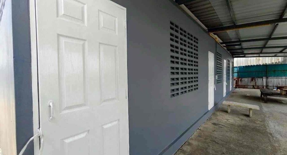 Gewerbefläche zur Miete mit 5 Zimmer in Lam Luk Ka, Pathum Thani