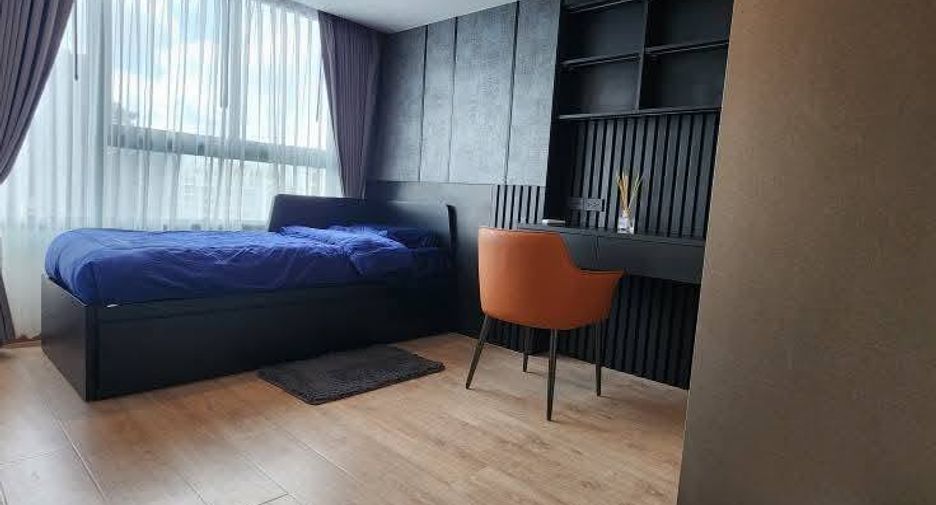 For rent 2 ベッドルーム condo in Huai Khwang, Bangkok
