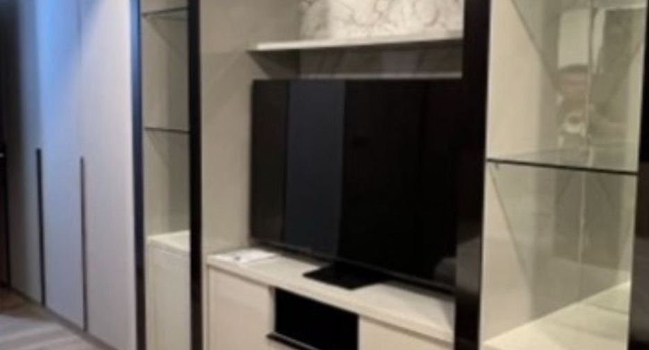 For rent そして for sale 3 ベッドルーム condo in Pathum Wan, Bangkok