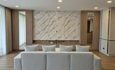 For rent and for sale 3 bedrooms condo in Pathum Wan, Bangkok