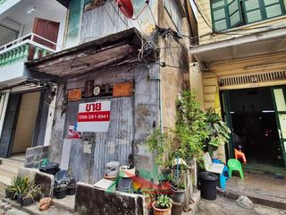 Local comercial en venta de 4 habitaciones en Phra Nakhon, Bangkok