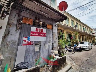 Local comercial en venta de 4 habitaciones en Phra Nakhon, Bangkok