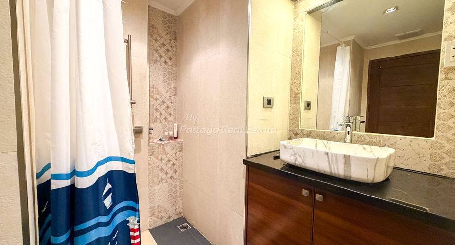 For sale 2 bedrooms condo in Bang Lamung, Chonburi