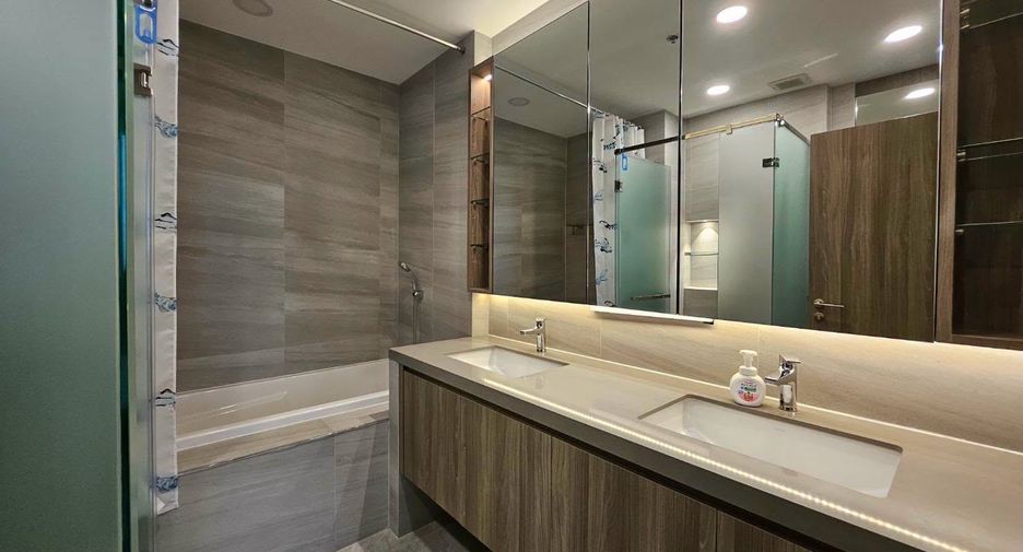 Condo en alquiler de 3 habitaciones en Bang Phli, Samut Prakan