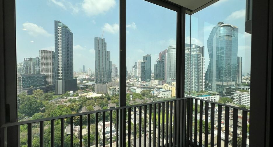 For rent 2 bedrooms condo in Khlong Toei, Bangkok