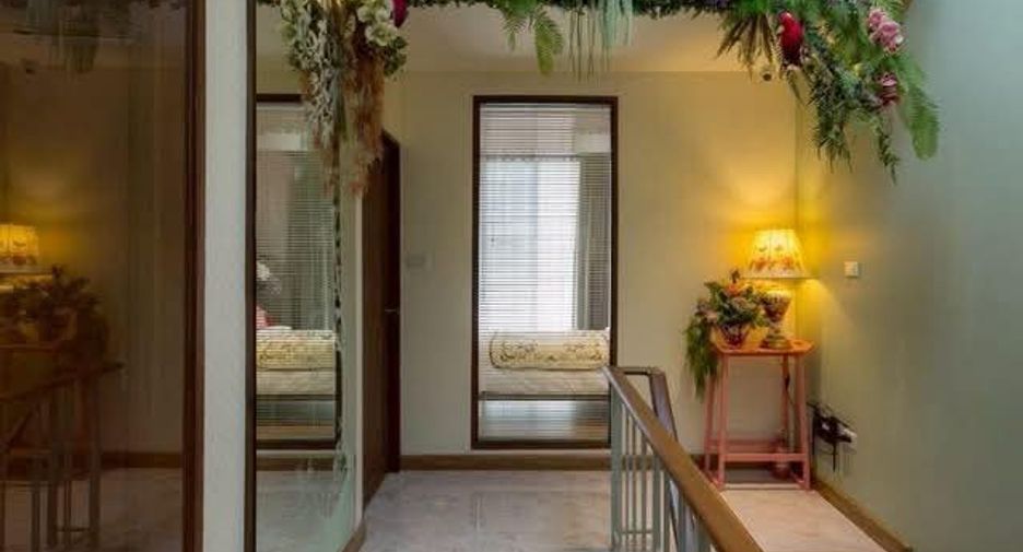 For rent 4 bedrooms villa in Mueang Chiang Mai, Chiang Mai