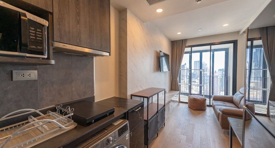 For rent 1 bed condo in Bang Rak, Bangkok