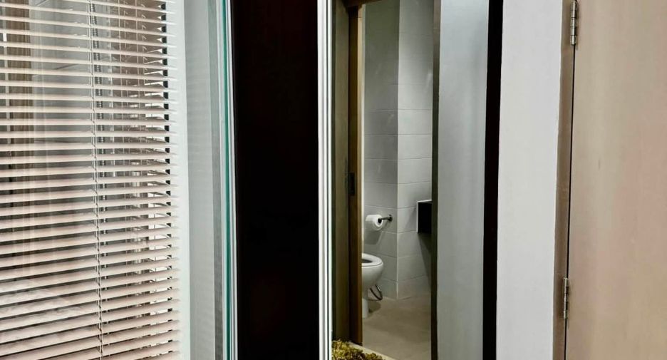 For rent 1 bed condo in Phaya Thai, Bangkok