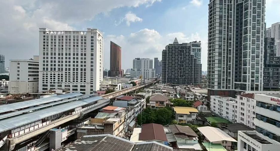 Condo en alquiler de 1 habitaciones en Phaya Thai, Bangkok