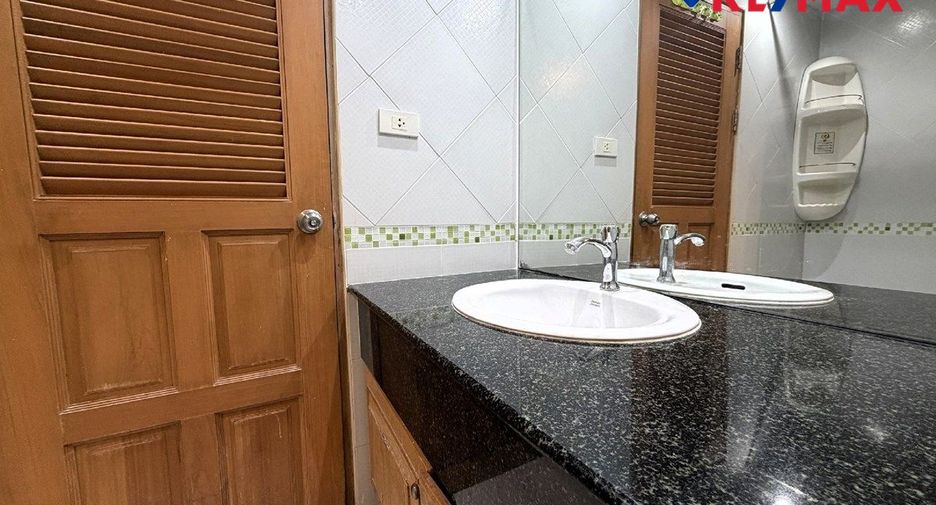 For sale studio condo in Jomtien, Pattaya