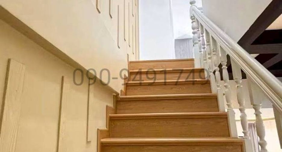 For sale 3 bedrooms townhouse in Nong Chok, Bangkok