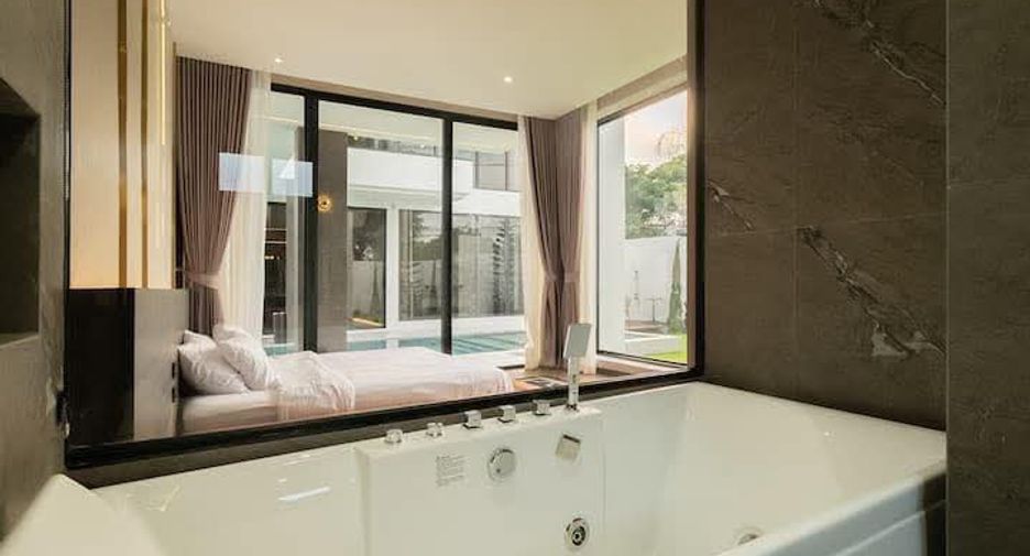For rent and for sale 5 bedrooms villa in Mueang Chiang Mai, Chiang Mai