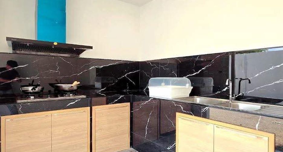 For rent and for sale 5 bedrooms villa in Mueang Chiang Mai, Chiang Mai