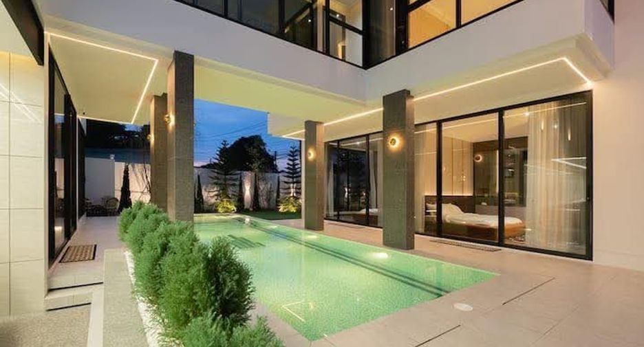 For rent and for sale 5 bedrooms villa in Mueang Chiang Mai, Chiang Mai
