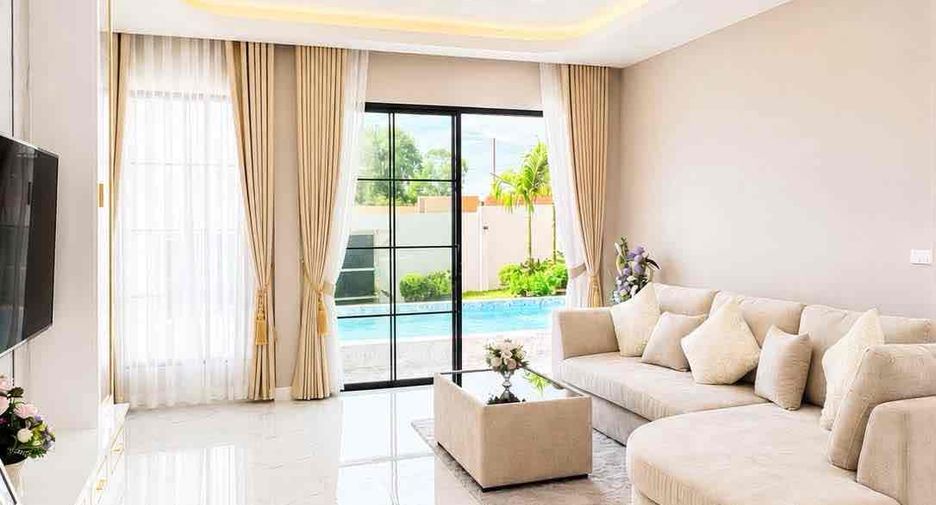 Villa en venta de 4 habitaciones en Bang Lamung, Chonburi