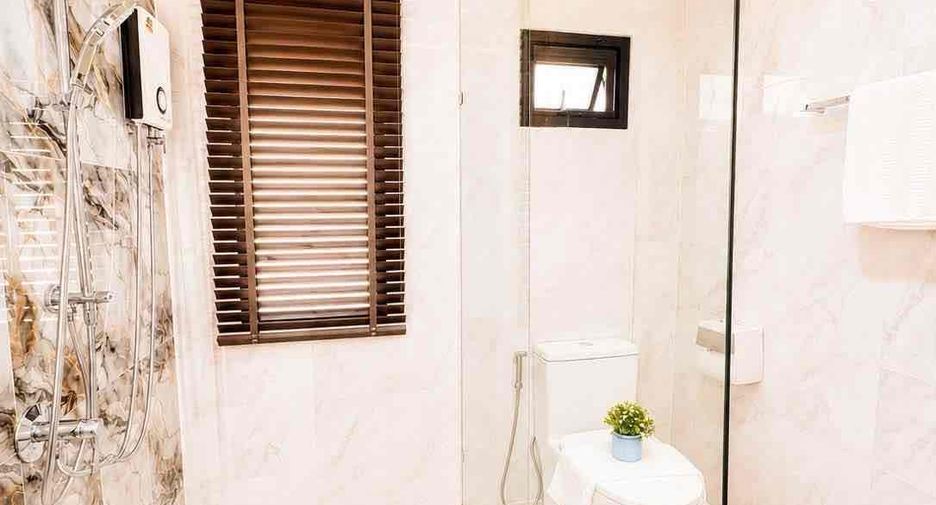 Villa en venta de 4 habitaciones en Bang Lamung, Chonburi