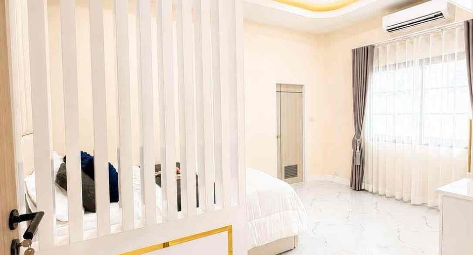 Villa en venta de 4 habitaciones en Bang Lamung, Chonburi