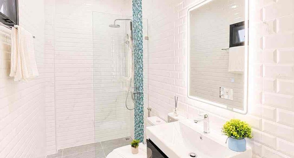 Villa en venta de 4 habitaciones en Bang Lamung, Chonburi