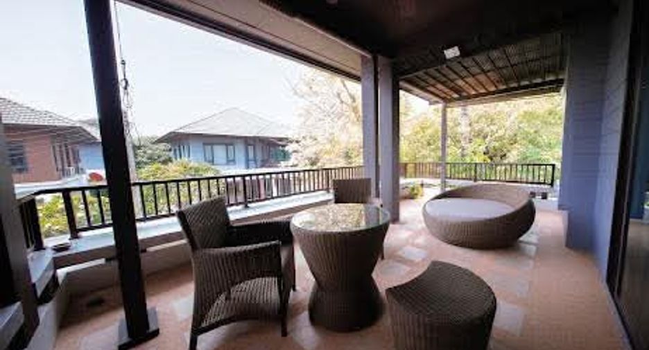 Villa zur Miete und zum Kauf mit 4 Zimmer in San Sai, Chiang Mai