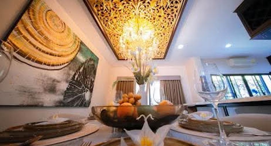 Villa zur Miete und zum Kauf mit 4 Zimmer in San Sai, Chiang Mai