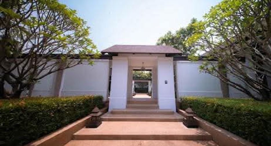 Villa zur Miete und zum Kauf mit 4 Zimmer in San Sai, Chiang Mai