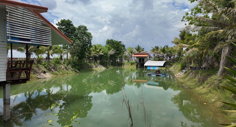 For sale warehouse in Huai Rat, Buriram