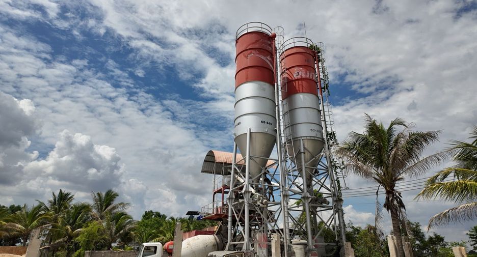 For sale warehouse in Huai Rat, Buriram
