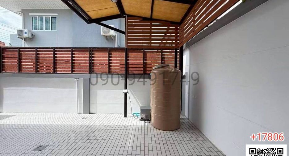 Casa en venta de 5 habitaciones en Nong Chok, Bangkok