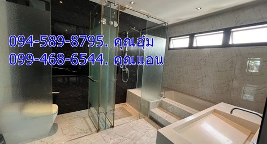 For rent 3 bedrooms townhouse in Lat Phrao, Bangkok