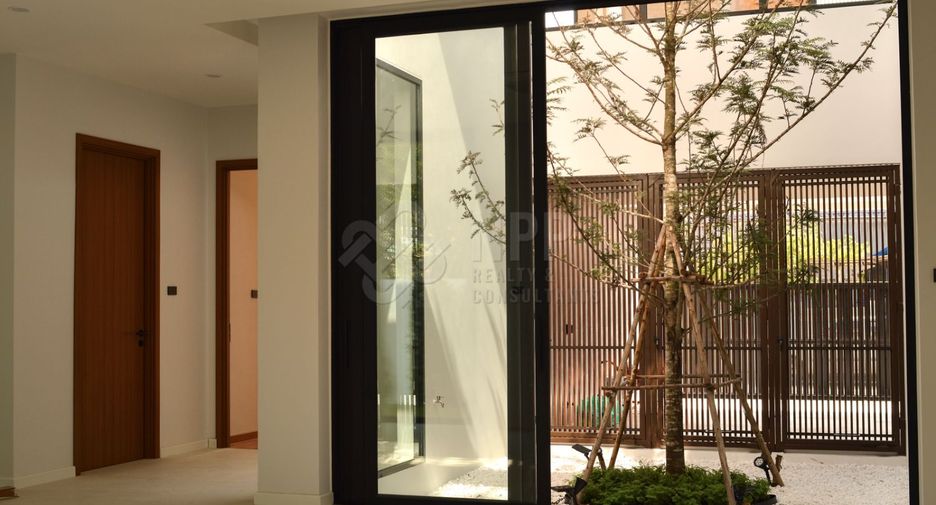 Haus zum Kauf mit 4 Zimmer in Suan Luang, Bangkok