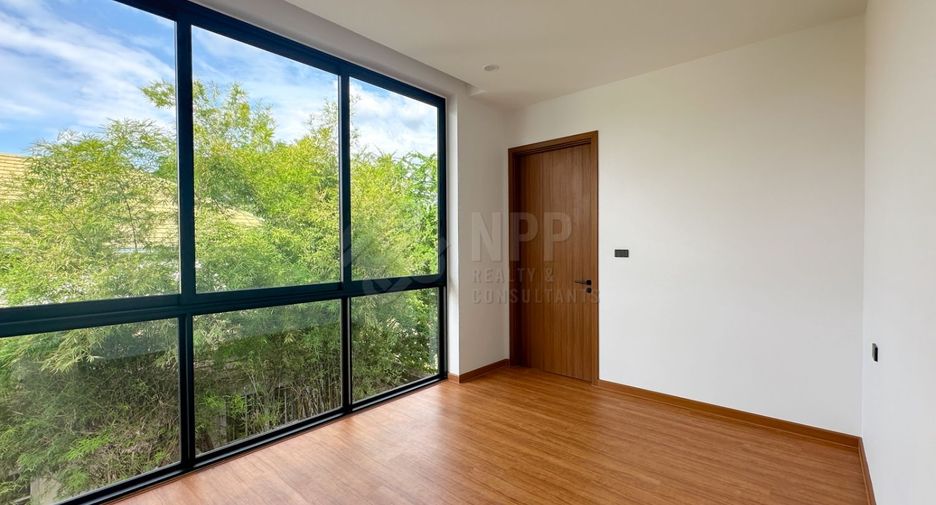 Haus zum Kauf mit 4 Zimmer in Suan Luang, Bangkok