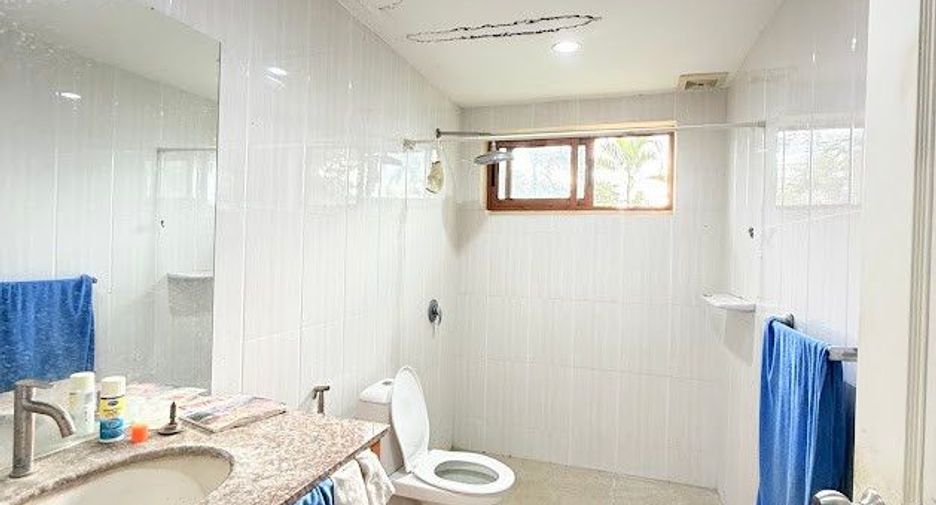 Продажа 5 спальни дом в Банг Сарай, Паттайя